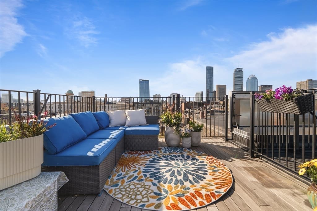 Condominium at 531 Massachusetts Ave # 3, Boston MA 02118, photo 35 of 40