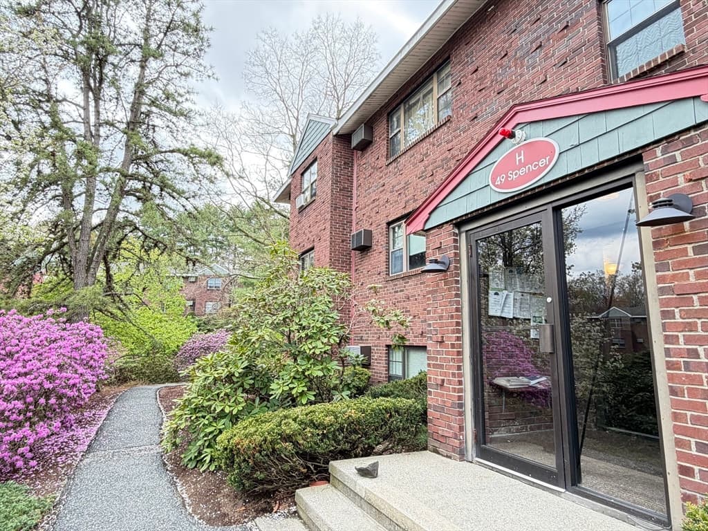 Condominium at 49 Spencer Rd # 16H, Boxborough MA 01719, Boxborough, photo 2 of 15