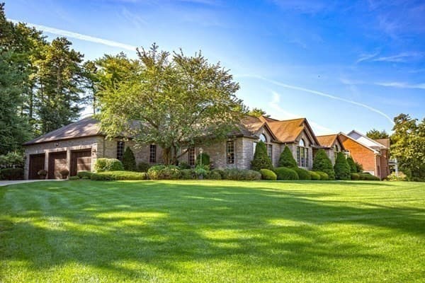 Single Family Residence at 14 Lexington Circle, Southwick MA 01077, Southwick, photo 4 of 42