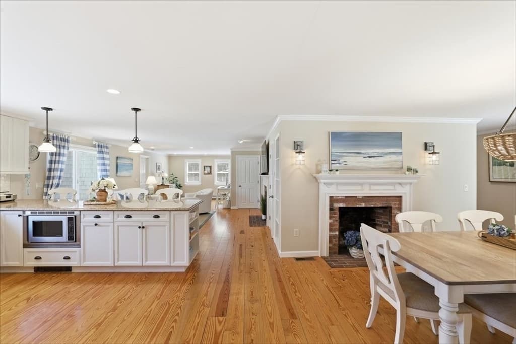 Single Family Residence at 60 Harbor Hill Rd, Chatham MA 02633, Chatham, photo 11 of 27