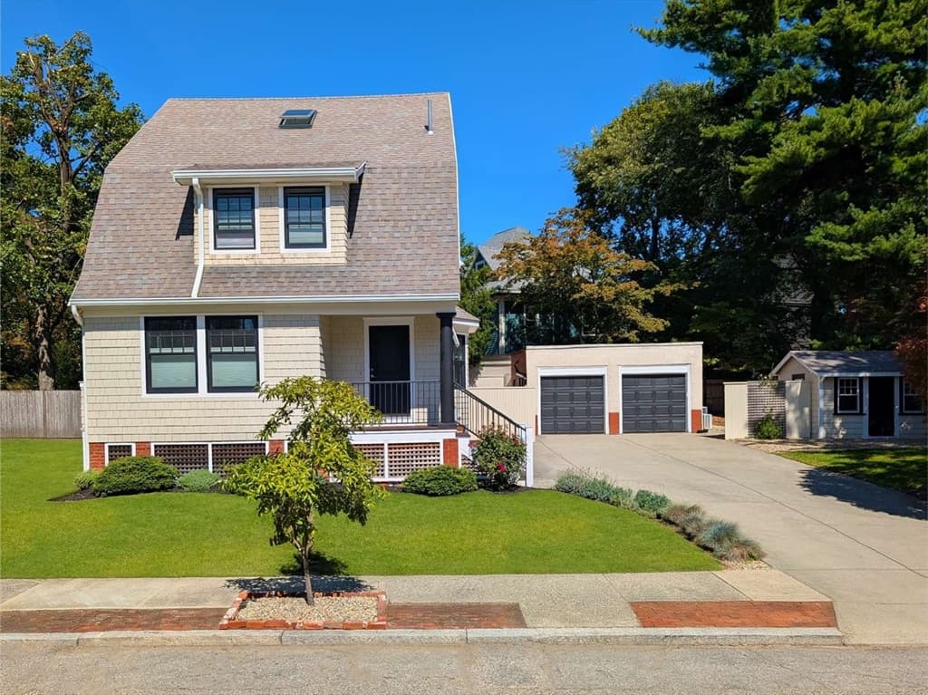 36 Nisbet, Providence RI 02906 photo 2