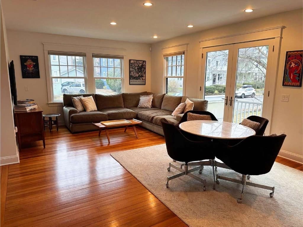 36 Nisbet, Providence RI 02906 photo 6