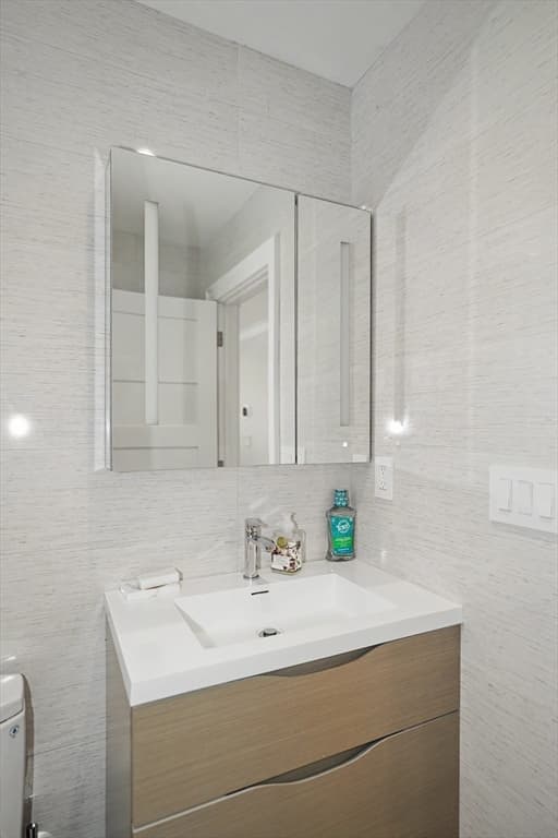 Condominium at 116 Milton Street # 116, Arlington MA 02474, Arlington, photo 16 of 35