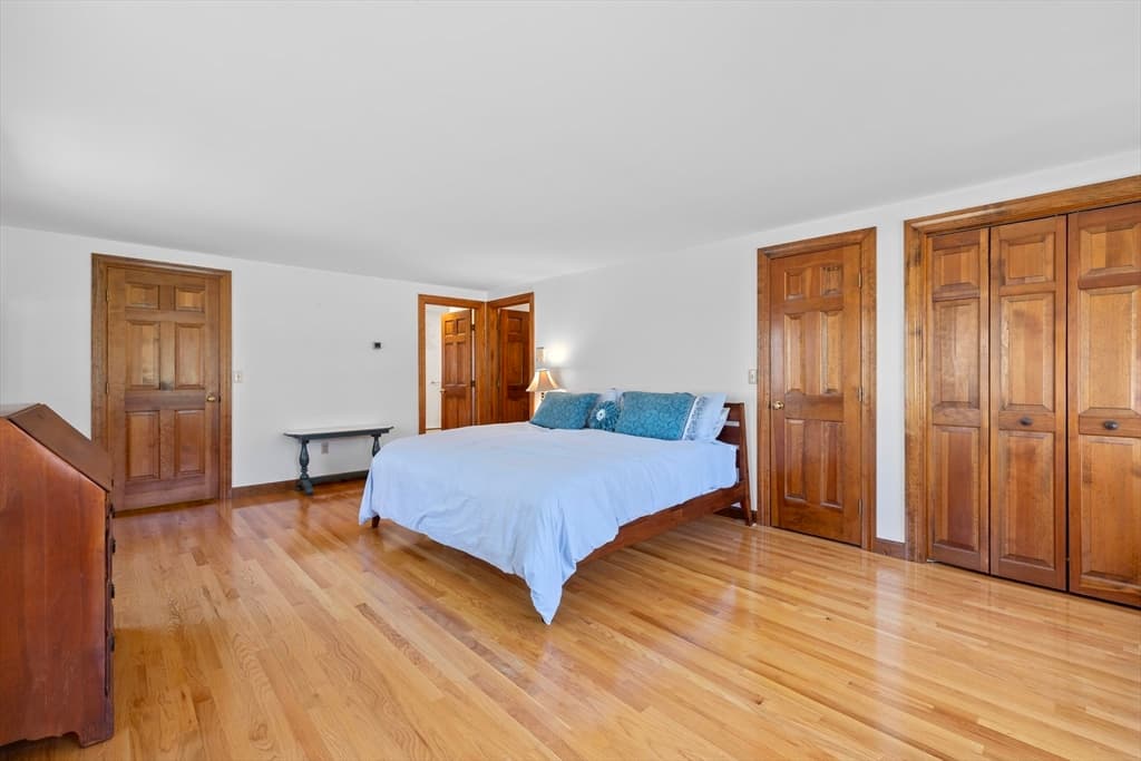Single Family Residence at 60 Cambridge Rd, Hampstead NH 03841, Hampstead, photo 14 of 33