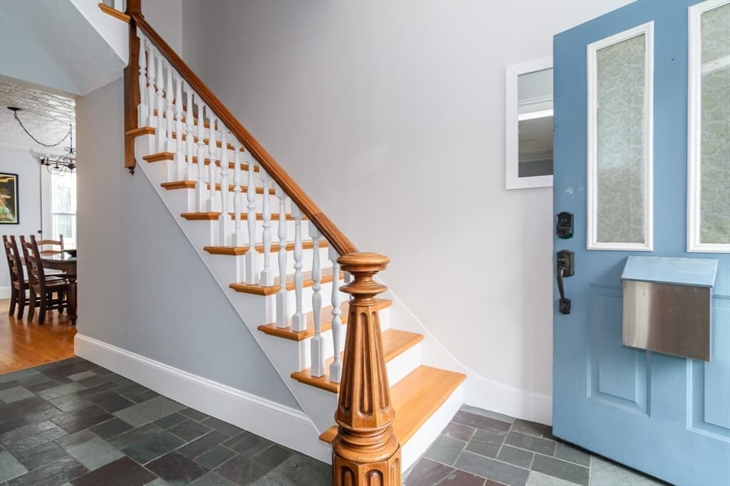 Single Family Residence at 89 Pond St, Natick MA 01760, Natick, photo 7 of 27