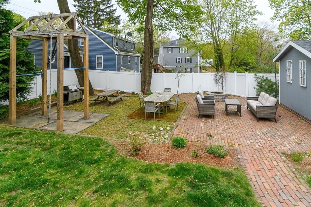 Single Family Residence at 89 Pond St, Natick MA 01760, Natick, photo 5 of 27