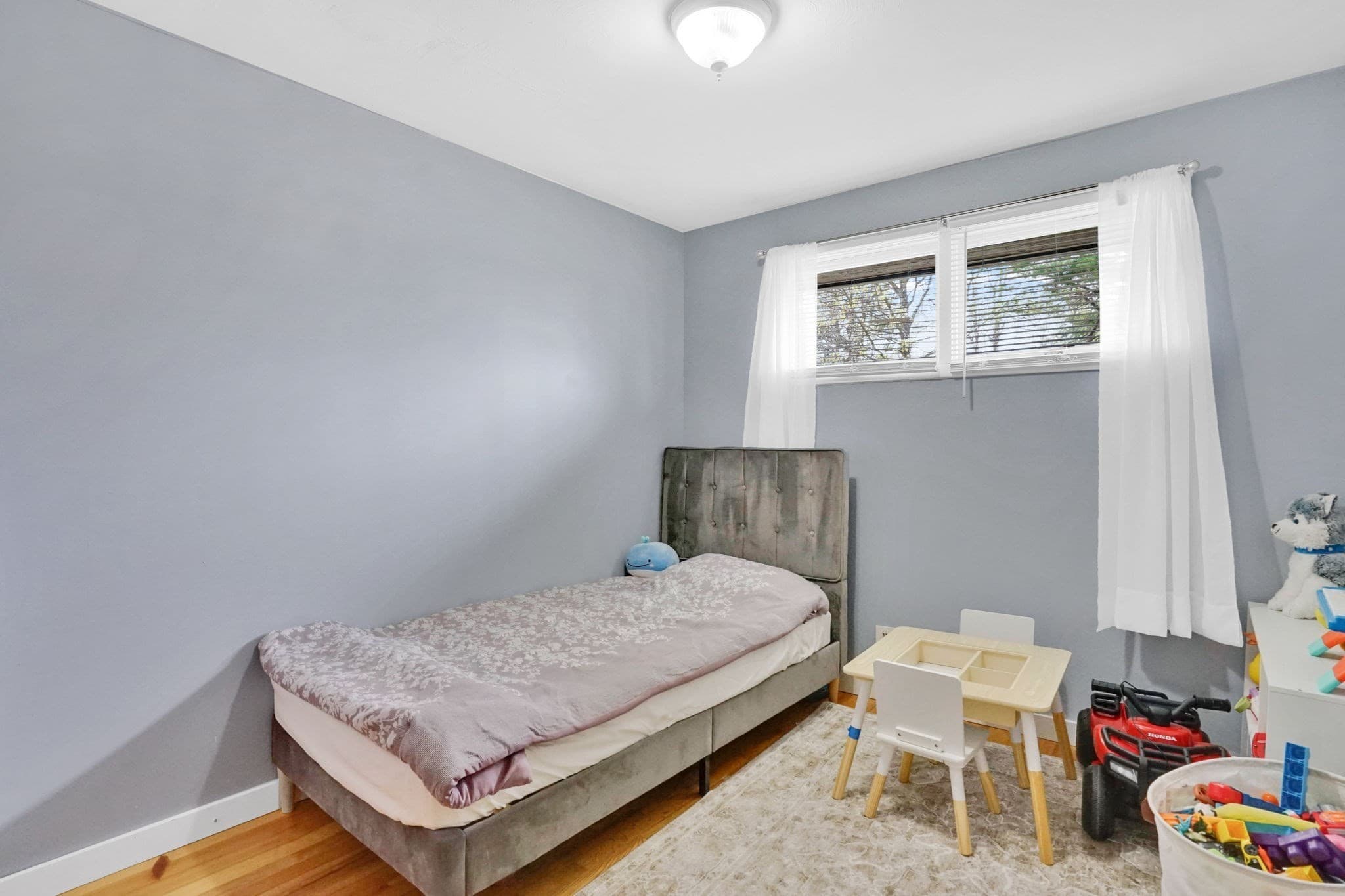 Single Family Residence at 94 Cora Ave, Chicopee MA 01013, photo 32 of 41