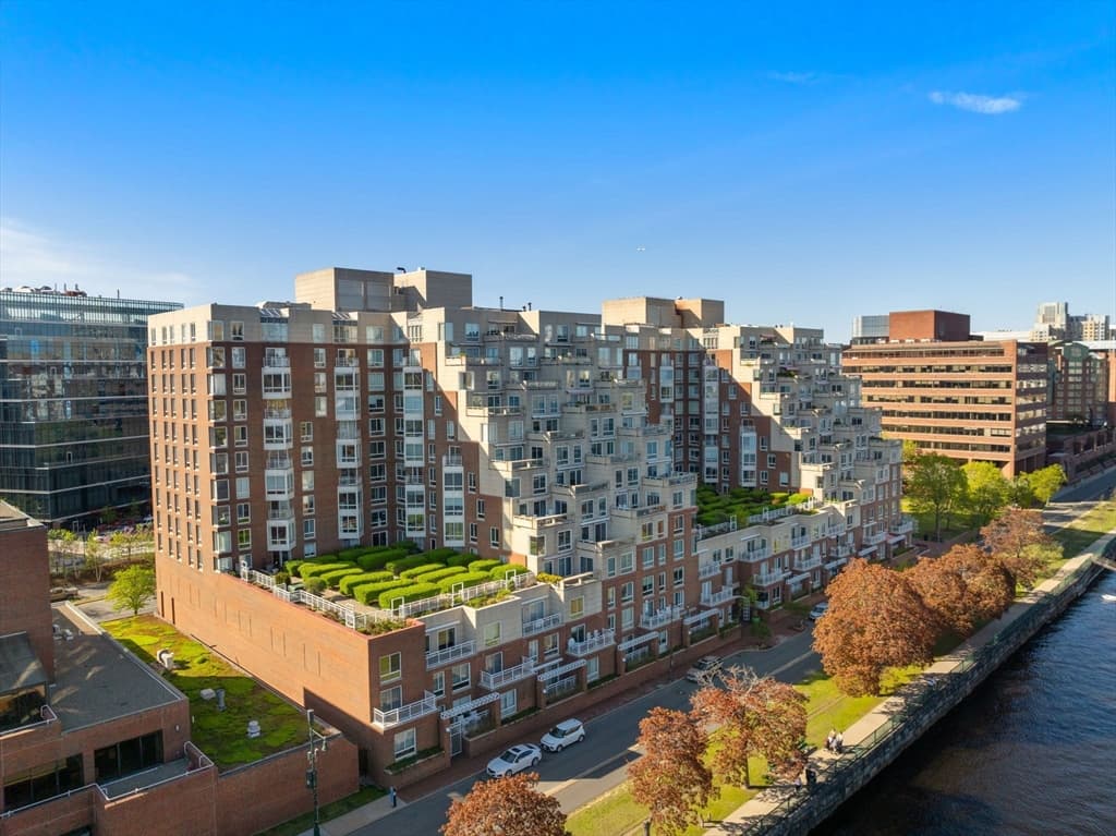 75-83 Cambridge Pkwy Unit E509, Cambridge MA 02142