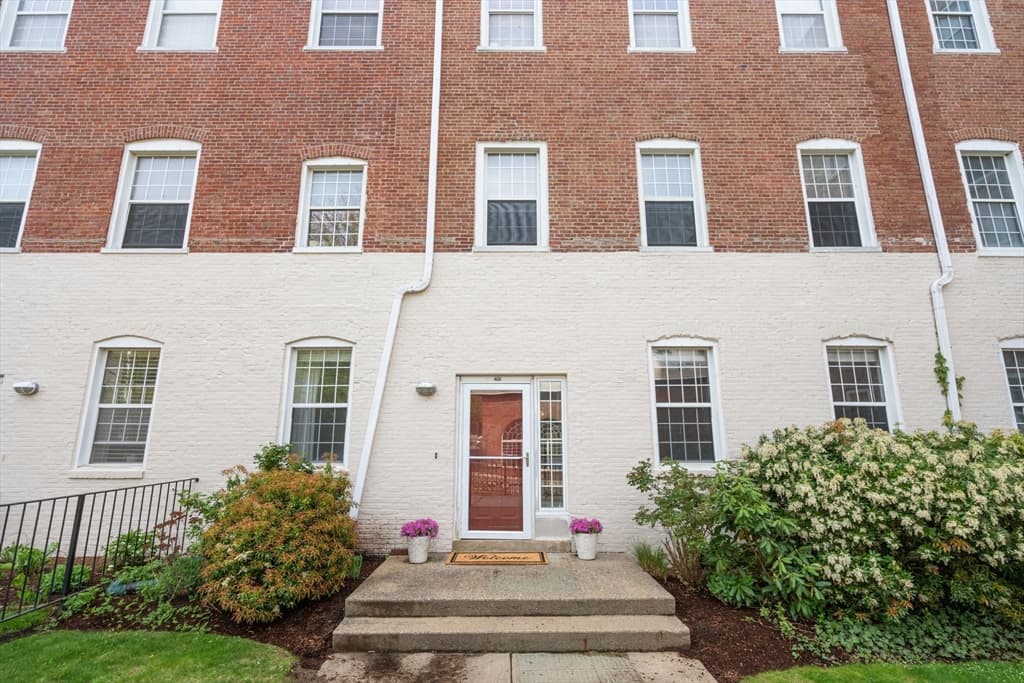 Condominium at 7 S Stone Mill Drive # 403, Dedham MA 02026, Dedham, photo 2 of 21