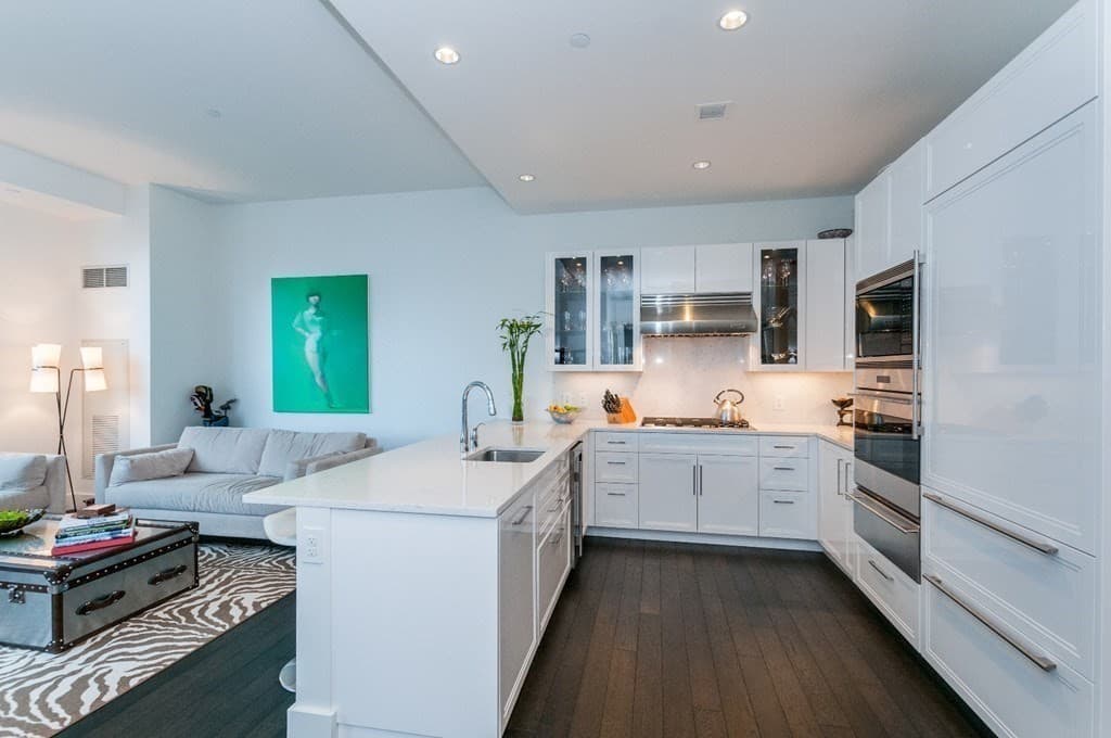 22 Liberty Dr # 10I, Boston MA 02210 photo 2