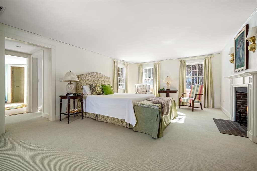 1632 Canton Ave, Milton MA 02186 photo 12