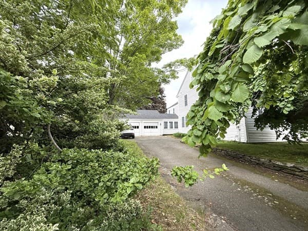 Single Family Residence at 82 Petersham Rd, Hardwick MA 01037, Hardwick, photo 4 of 40