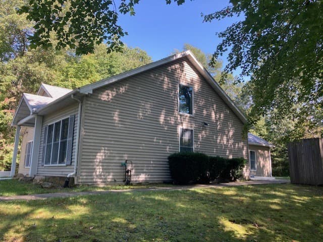 Single Family Residence at 74 N Hatfield Rd, Hatfield MA 01038, Hatfield, photo 3 of 24