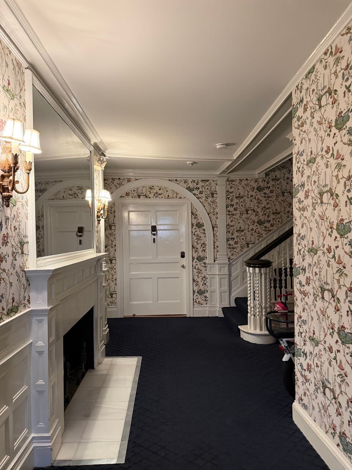 Condominium at 414 Beacon St, Boston MA 02115, photo 3 of 27