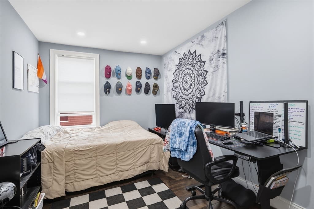 Condominium at 16 Cloutman St # 2, Salem MA 01970, photo 13 of 20