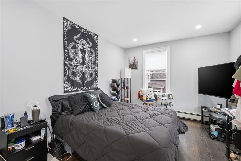 Condominium at 16 Cloutman St # 2, Salem MA 01970, photo 11 of 20