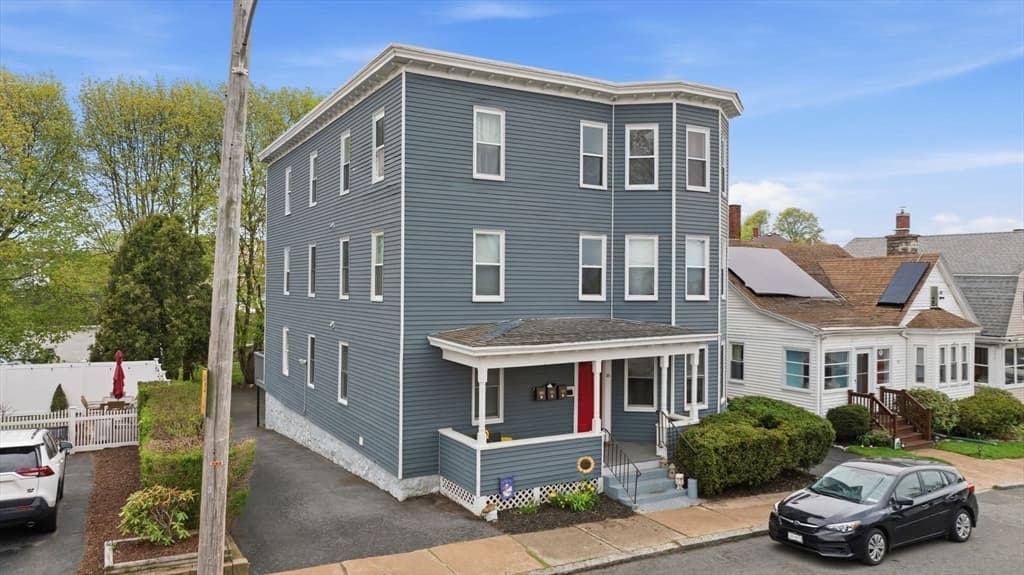 Condominium at 16 Cloutman St # 2, Salem MA 01970, photo 4 of 20