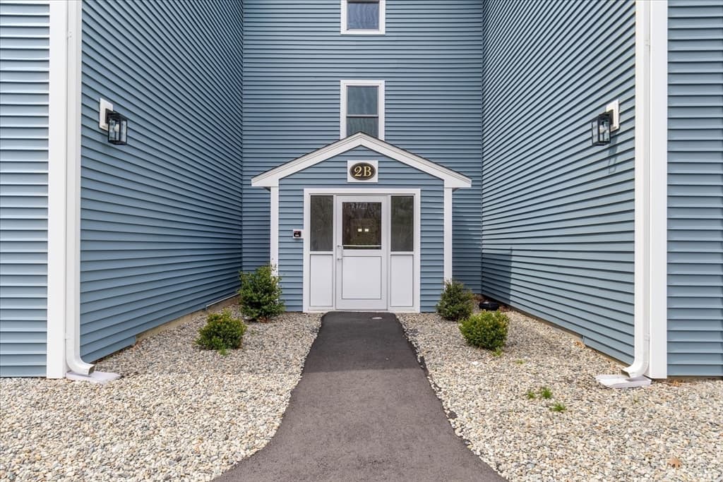 Condominium at 2 Marc Dr, Plymouth MA 02360, Plymouth, photo 3 of 34