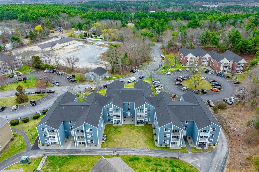 Condominium at 2 Marc Dr, Plymouth MA 02360, Plymouth, photo 28 of 34