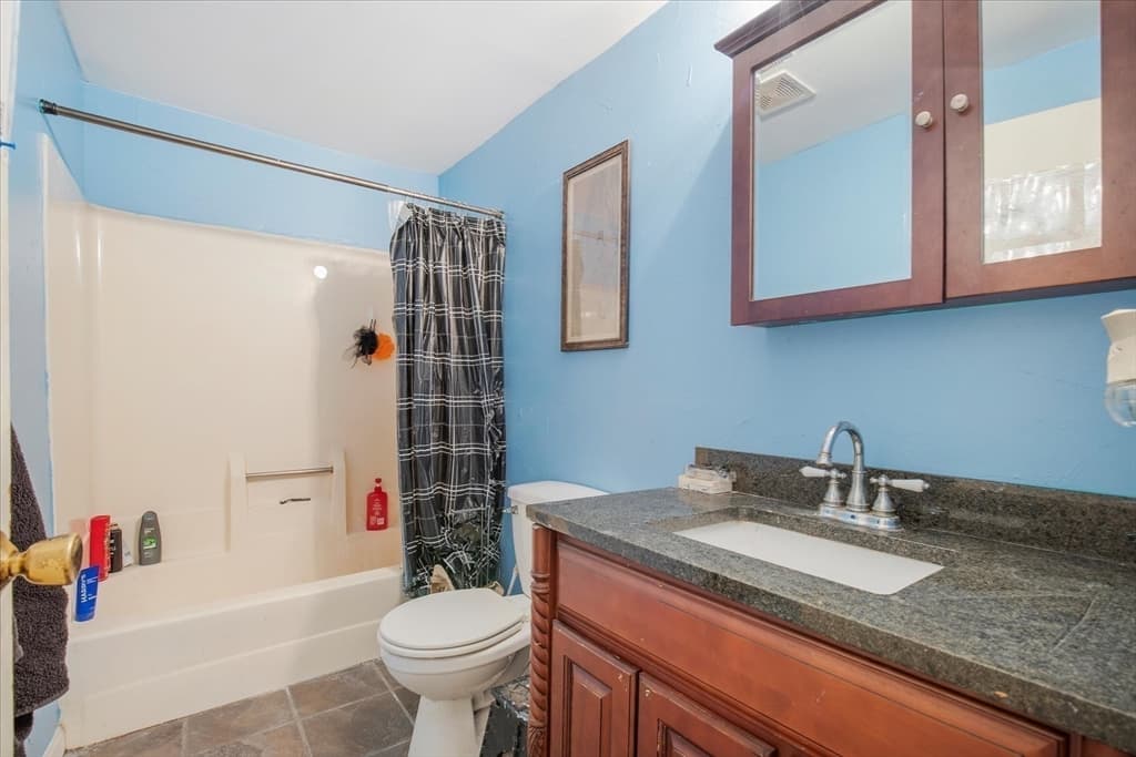 Condominium at 2 Marc Dr, Plymouth MA 02360, Plymouth, photo 24 of 34