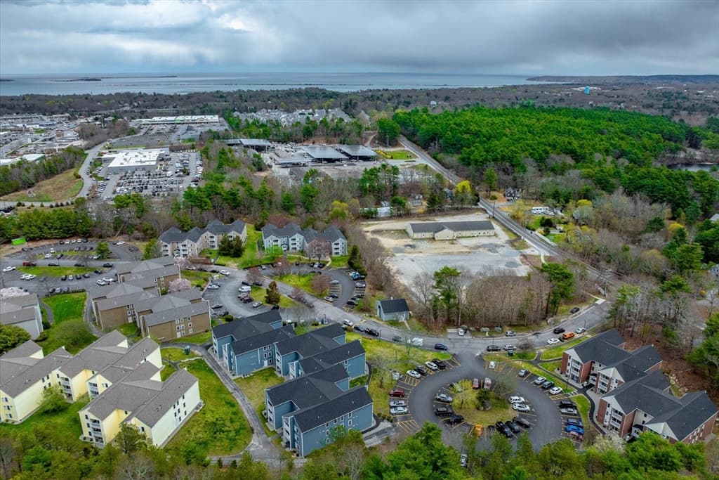 Condominium at 2 Marc Dr, Plymouth MA 02360, Plymouth, photo 30 of 34