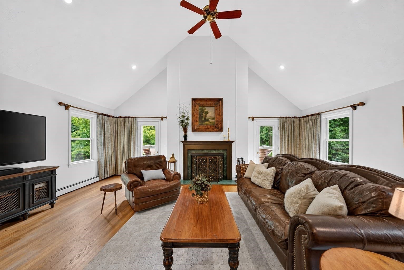 Single Family Residence at 19 Pheasant Lane, Topsfield MA 01983, Topsfield, photo 10 of 42