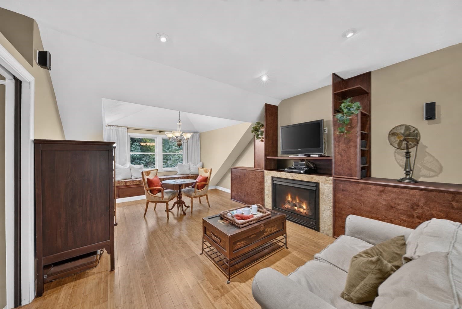Single Family Residence at 19 Pheasant Lane, Topsfield MA 01983, Topsfield, photo 18 of 42