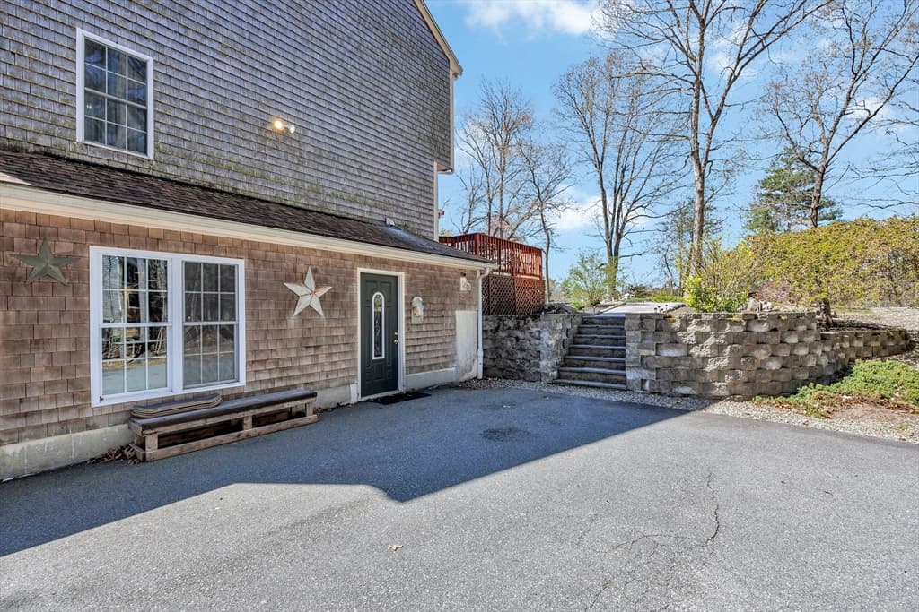 331 Braley Hill Rd, Rochester MA 02770 photo 6