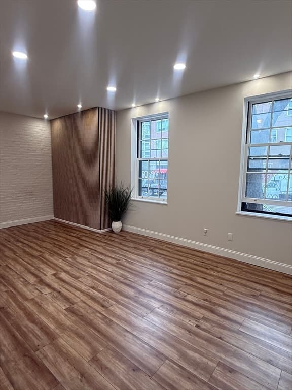 Condominium at 17 Bowdoin St # 1B, Boston MA 02114, photo 9 of 10