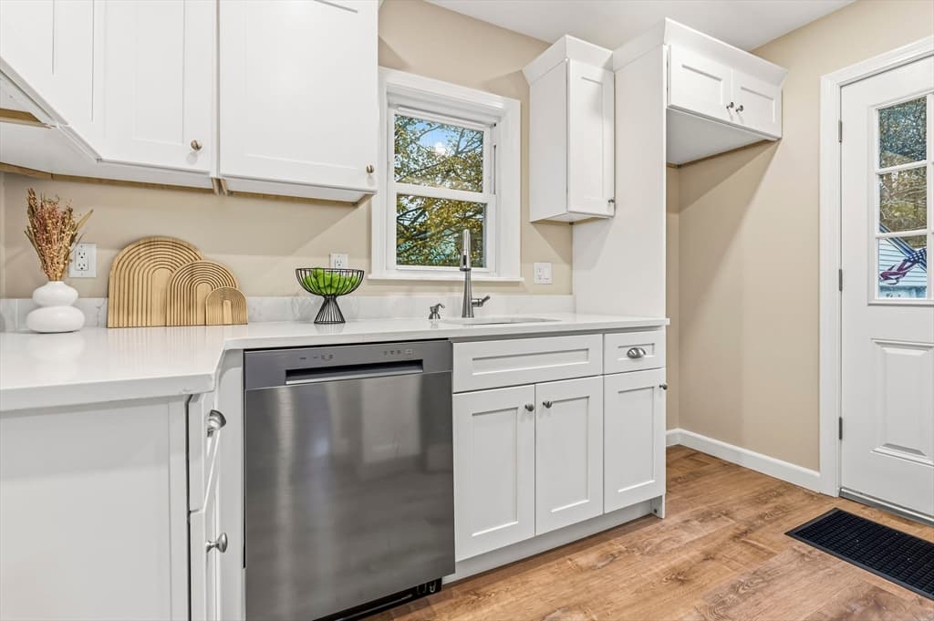 Single Family Residence at 22 Walnut Street, Revere MA 02151, photo 4 of 25