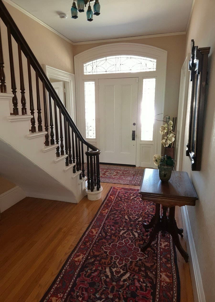 Single Family Residence at 14 South St, Grafton MA 01519, photo 6 of 42
