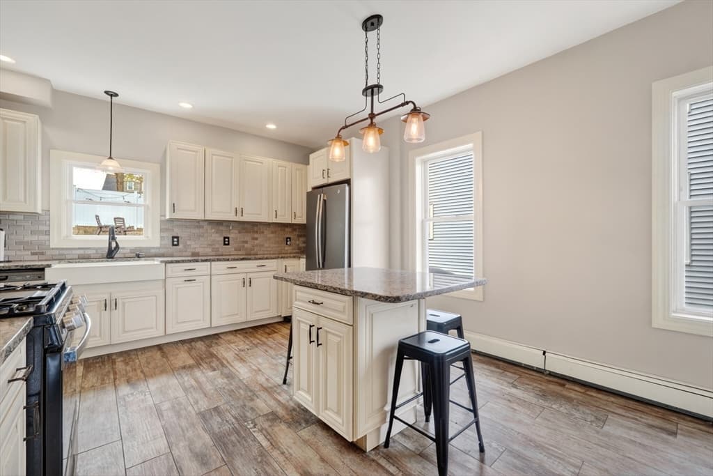 Single Family Residence at 23 Sagamore Ave., Winthrop MA 02152, Winthrop, photo 5 of 42