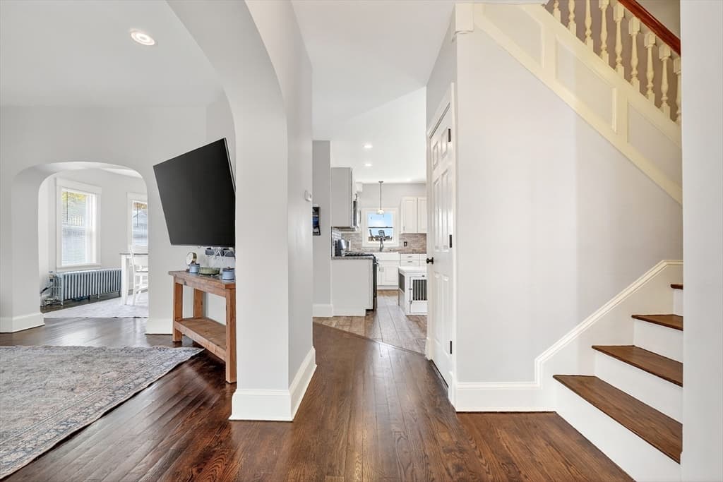 Single Family Residence at 23 Sagamore Ave., Winthrop MA 02152, Winthrop, photo 4 of 42