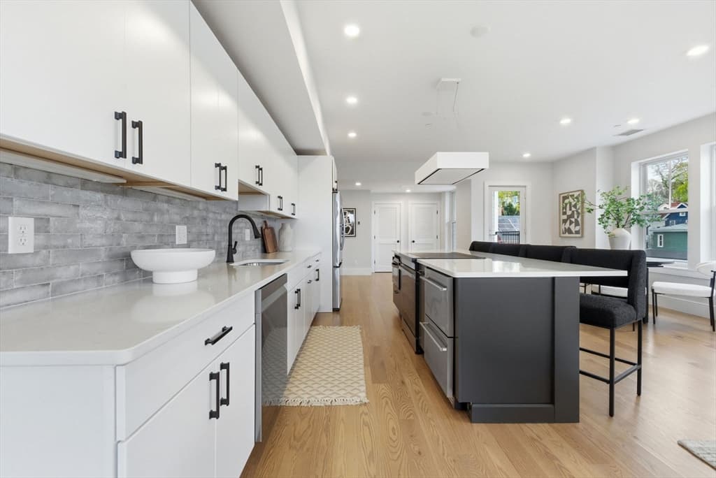 Condominium at 421 High St # 309, Medford MA 02155, Medford, photo 10 of 27