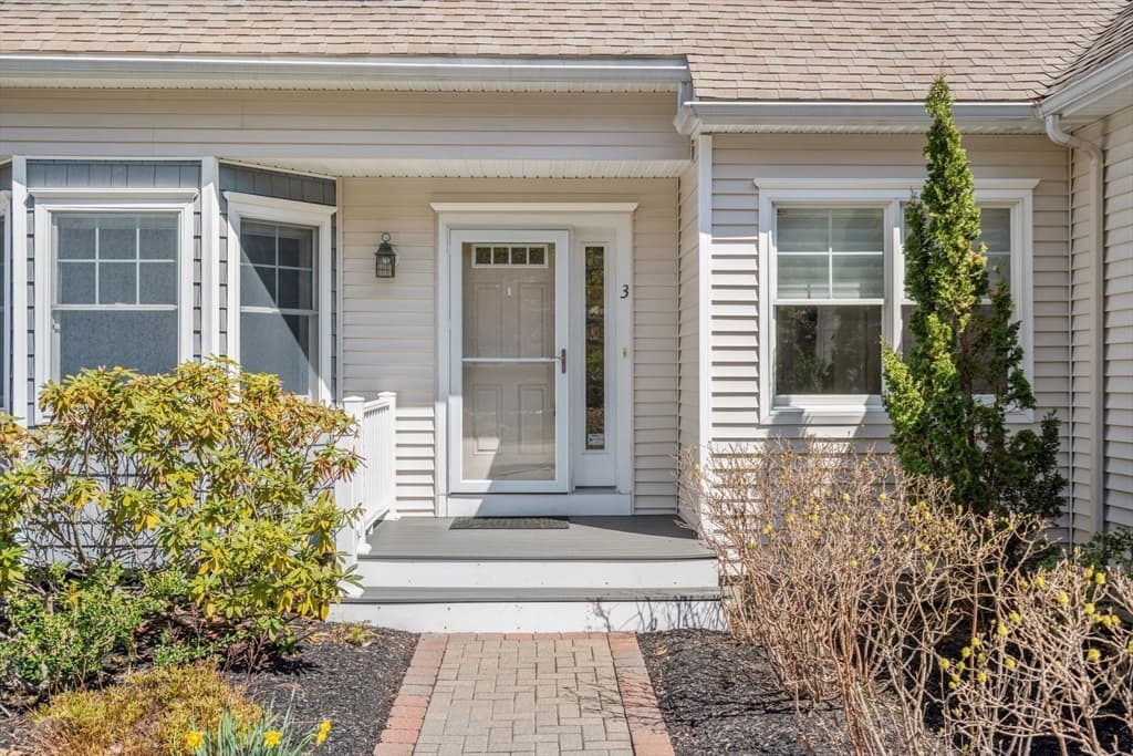 3 Summerland Way # 3, Worcester MA 01609 photo 2