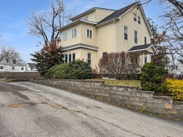 80 Delmont Ave, Worcester MA 01604 photo 5