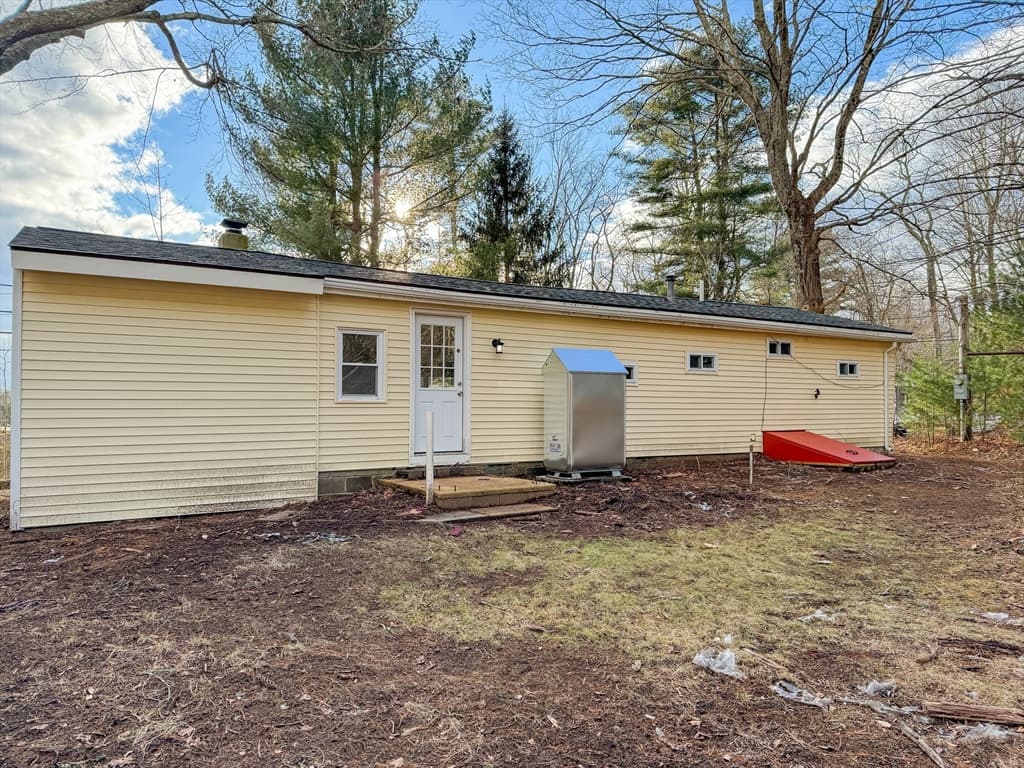 Mobile Home at 16 School House Cross Rd, Brookfield MA 01506, Brookfield, photo 36 of 39
