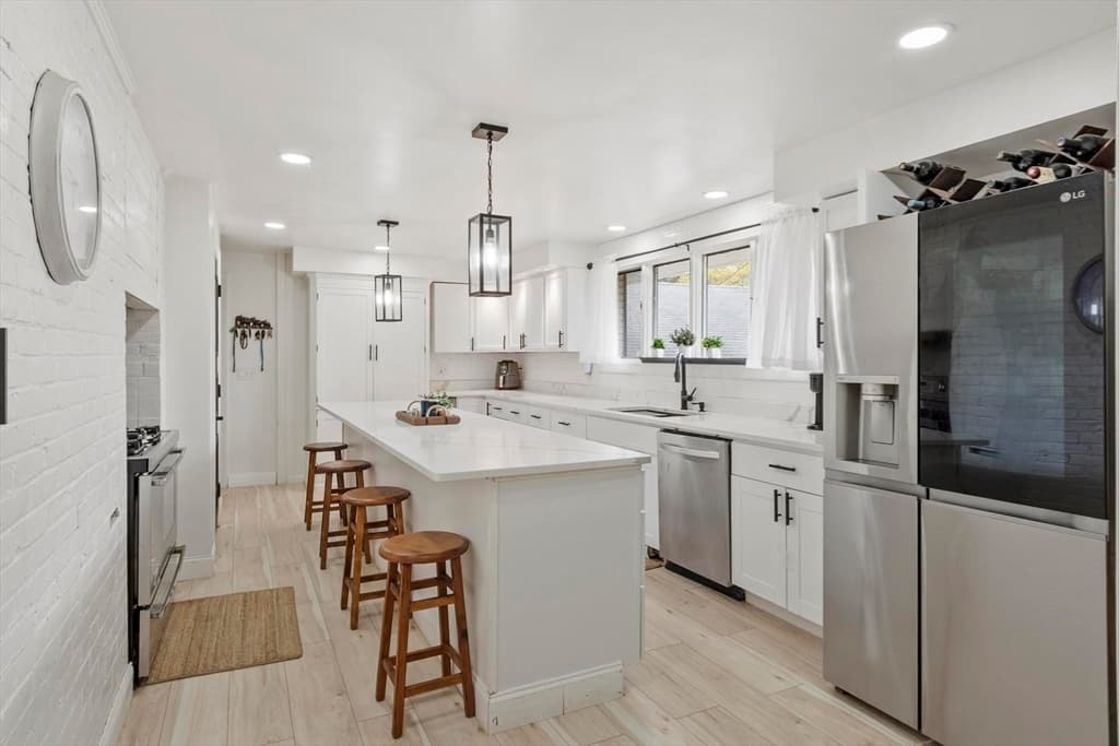 Single Family Residence at 82 Cornell Rd, Marblehead MA 01945, Marblehead, photo 9 of 42