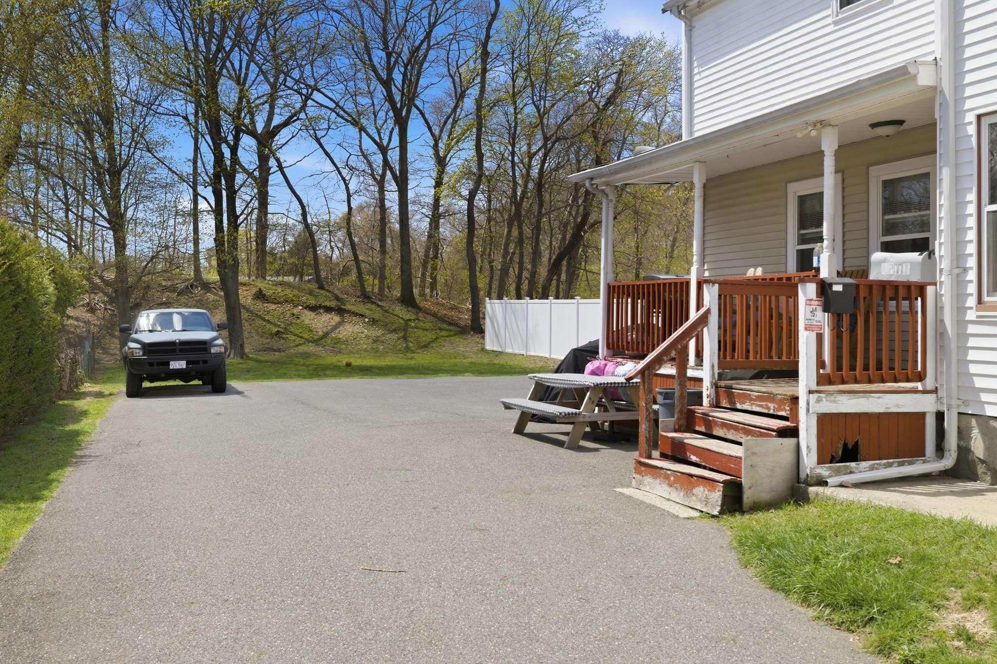 Multi Family at 10 Oak Avenue, Taunton MA 02780, photo 4 of 14