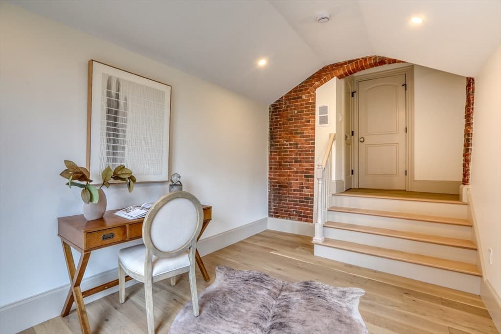 16 Chestnut Street, Boston MA 02129 photo 29