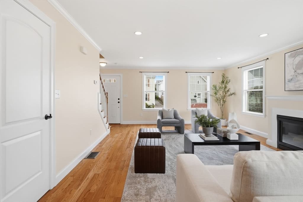 Condominium at 23 Winship St # 2, Boston MA 02135, photo 5 of 34