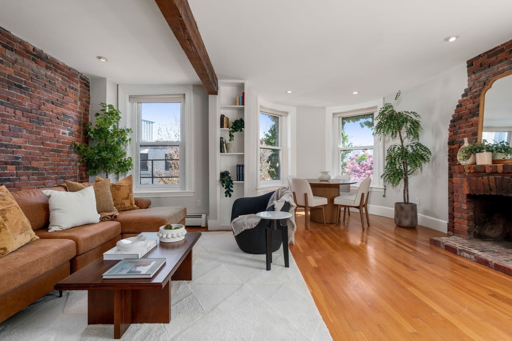 Condominium at 19 Albemarle St # 4, Boston MA 02115, photo 3 of 28