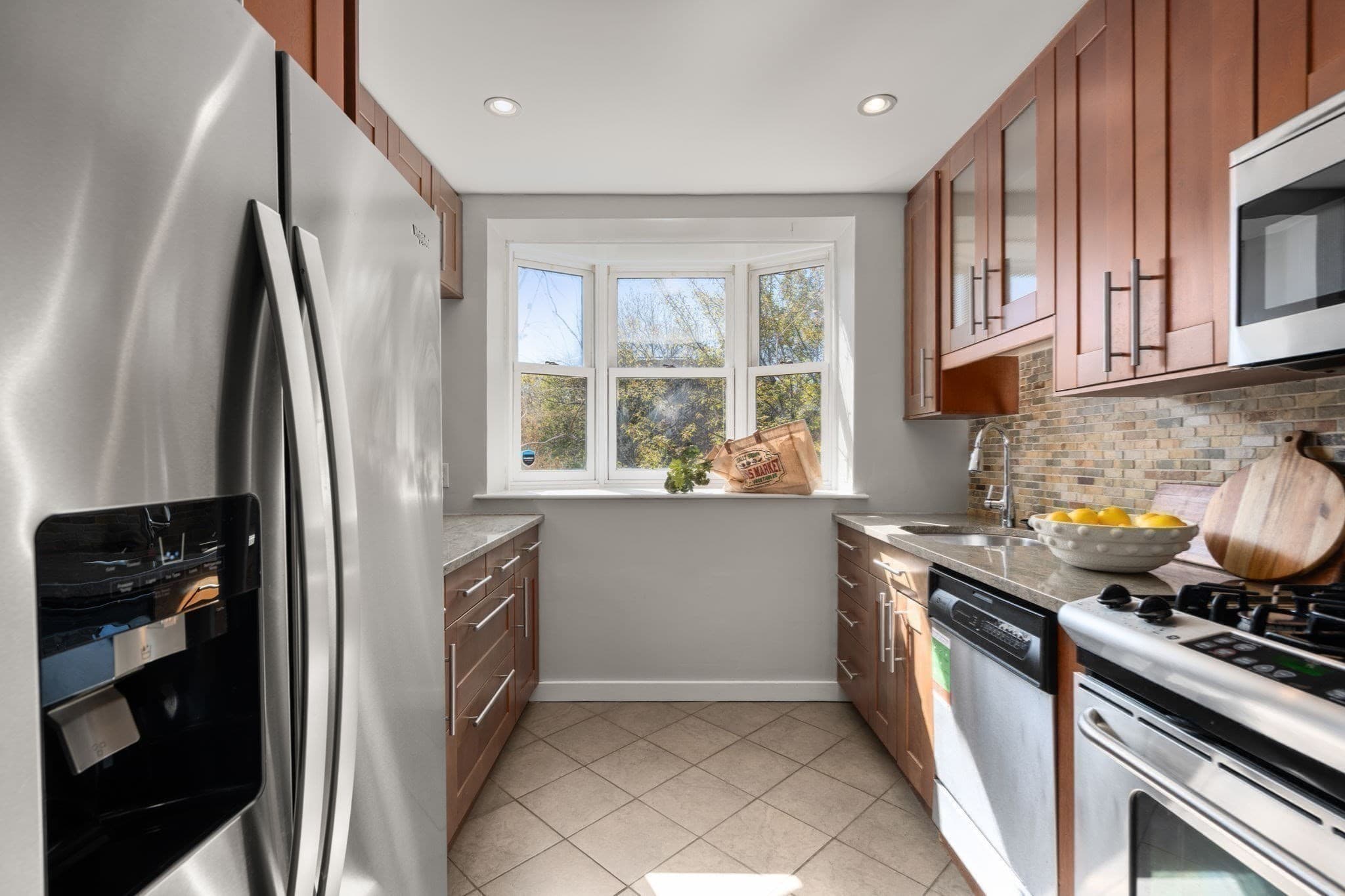 Condominium at 19 Albemarle St # 4, Boston MA 02115, photo 8 of 28