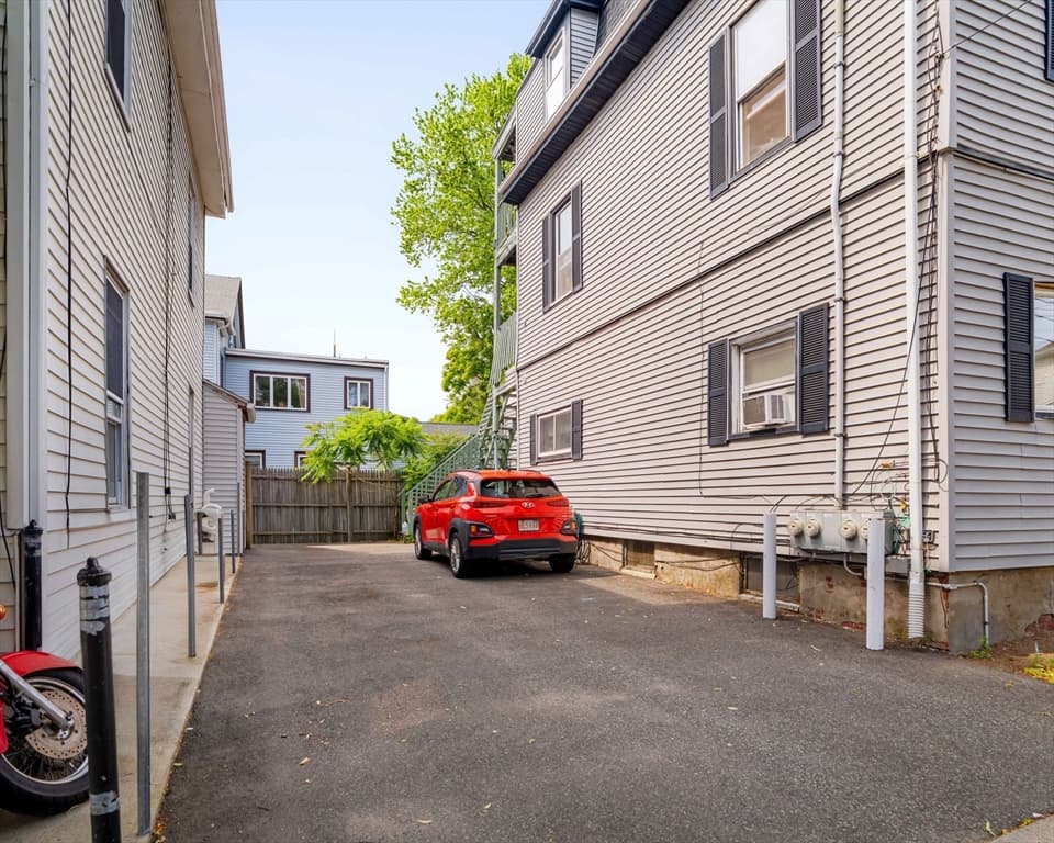 3 Family at 7 Carmel Street, Chelsea MA 02150, Chelsea, photo 3 of 24