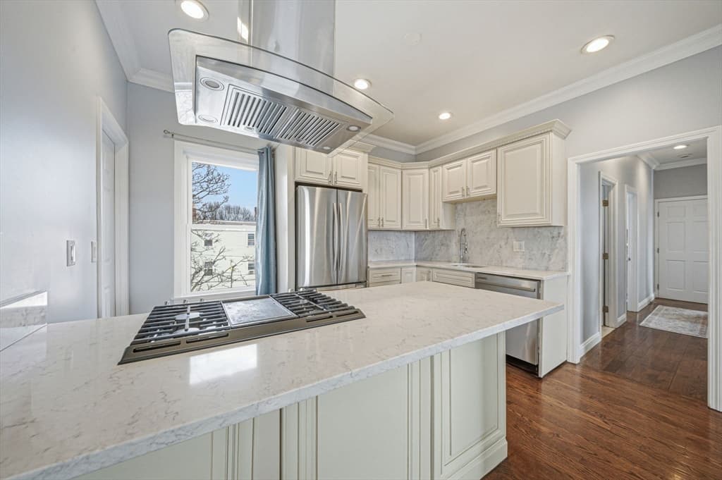 3 Family - 3 Units Up/Down at 117 Park St, Boston MA 02122, photo 16 of 35