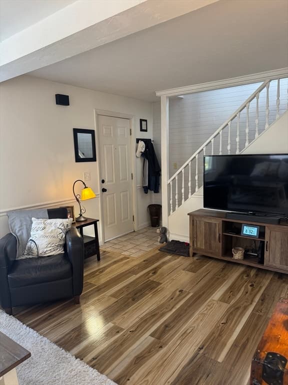 45 Cedar Ave, Portsmouth RI 02871 photo 3