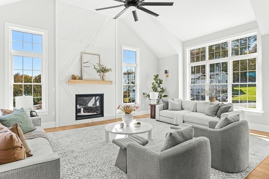 Single Family Residence at 14 Liana Street, Woburn MA 01801, Woburn, photo 12 of 42