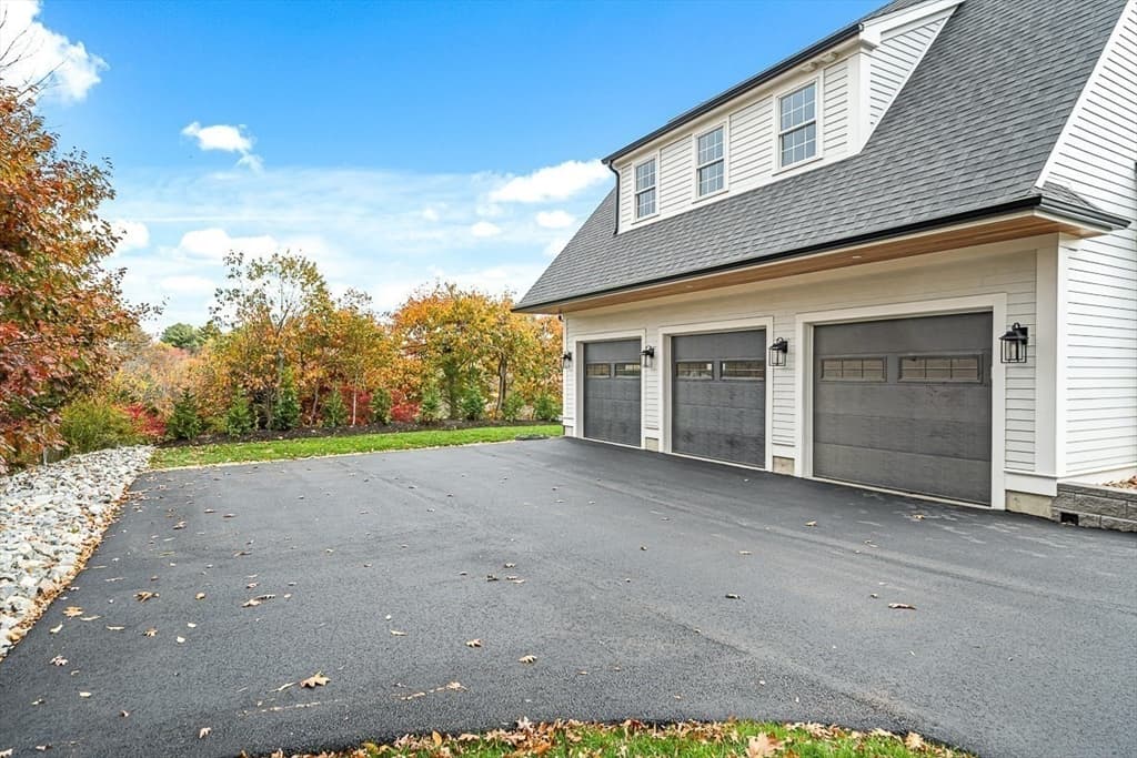 Single Family Residence at 14 Liana Street, Woburn MA 01801, Woburn, photo 37 of 42