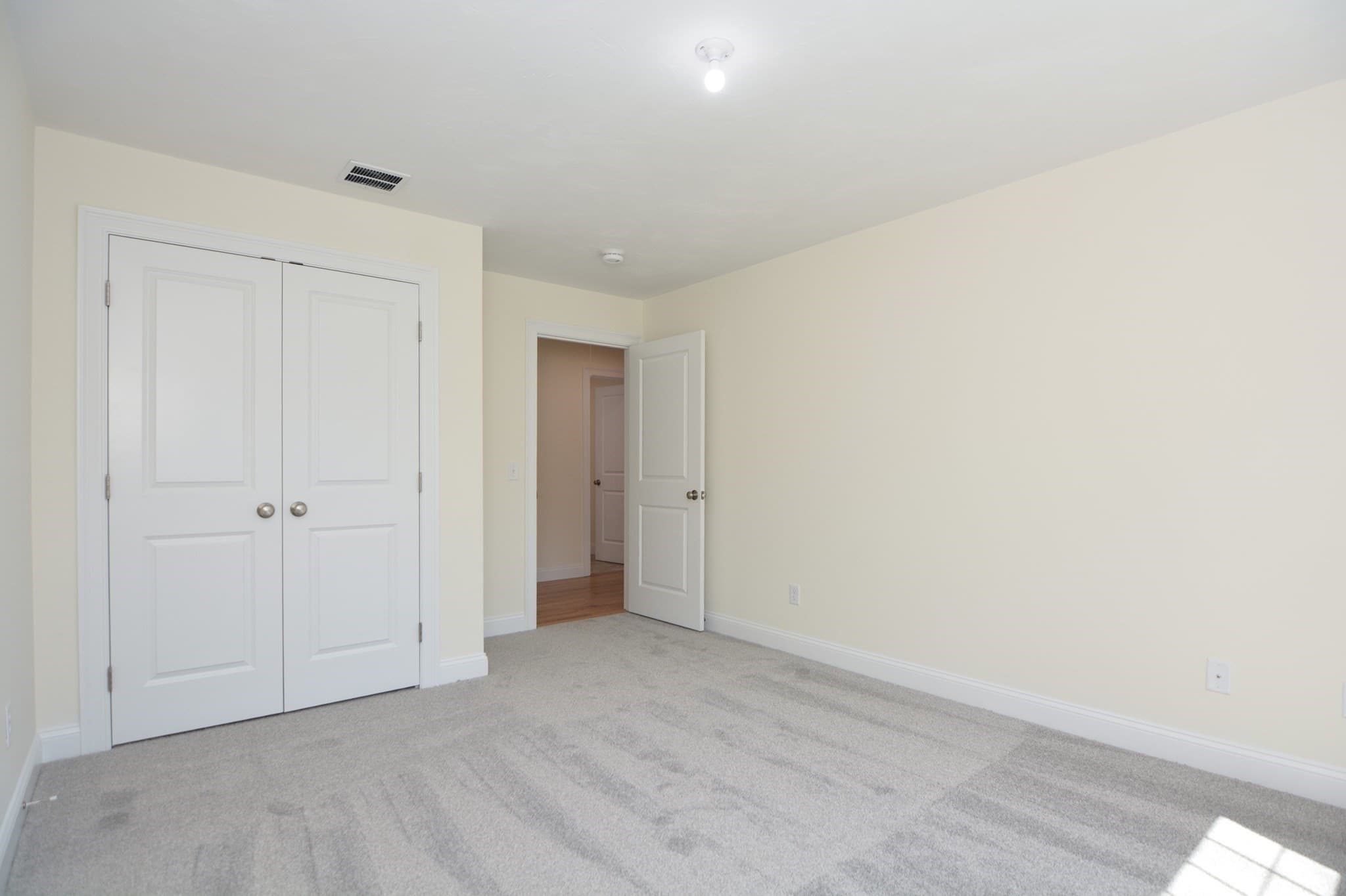 Condominium at 80 Fisherville Terrace # 0, Grafton MA 01560, photo 17 of 33