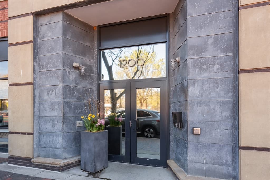 Condominium at 1180-1200 Washington St # 119, Boston MA 02118, photo 30 of 32